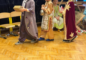 „Lulajże Jezuniu” - jasełka bożonarodzeniowe w grupa V