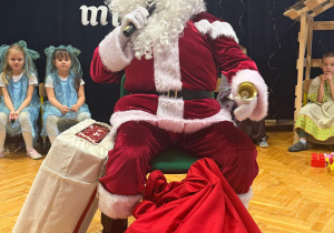 „Lulajże Jezuniu” - jasełka bożonarodzeniowe w grupa V