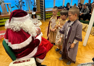 „Lulajże Jezuniu” - jasełka bożonarodzeniowe w grupa V