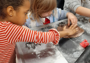 Warsztaty Pieczenia Pierników w Zespole Szkół im. Mikołaja Kopernika w Koninie - grupa V