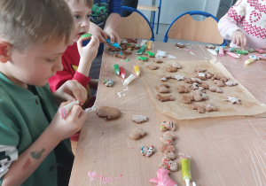 Warsztaty Pieczenia Pierników w Zespole Szkół im. Mikołaja Kopernika w Koninie - grupa V