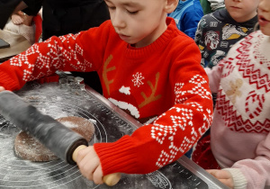 Warsztaty Pieczenia Pierników w Zespole Szkół im. Mikołaja Kopernika w Koninie - grupa V