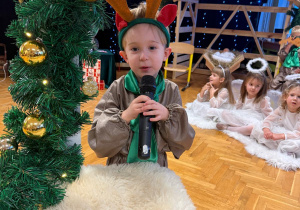 „Choinka w Aniołkowie”- spotkanie świąteczne w grupie II