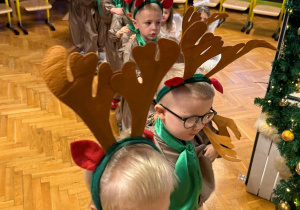 „Choinka w Aniołkowie”- spotkanie świąteczne w grupie II