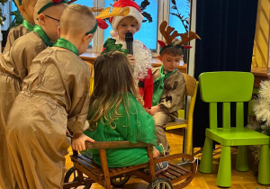 „Choinka w Aniołkowie”- spotkanie świąteczne w grupie II