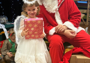 „Choinka w Aniołkowie”- spotkanie świąteczne w grupie II