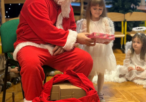 „Choinka w Aniołkowie”- spotkanie świąteczne w grupie II