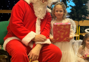 „Choinka w Aniołkowie”- spotkanie świąteczne w grupie II