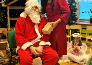 „Choinka w Aniołkowie”- spotkanie świąteczne w grupie II