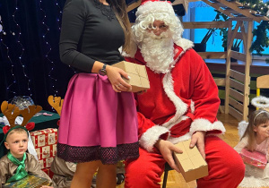 „Choinka w Aniołkowie”- spotkanie świąteczne w grupie II