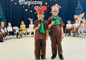 "Świąteczne zamieszanie" - uroczystość choinkowa w gr. XI