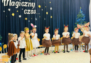 "Świąteczne zamieszanie" - uroczystość choinkowa w gr. XI