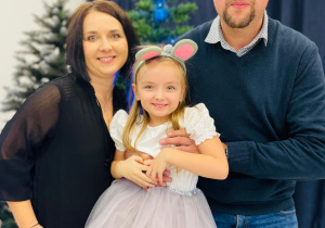 "Świąteczne zamieszanie" - uroczystość choinkowa w gr. XI