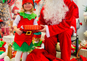 „Choinka Krasnoludków..." - Uroczystość Choinkowa w grupie IX