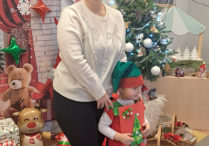 „Choinka Krasnoludków..." - Uroczystość Choinkowa w grupie IX