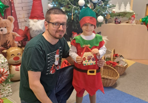 „Choinka Krasnoludków..." - Uroczystość Choinkowa w grupie IX