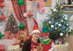 „Choinka Krasnoludków..." - Uroczystość Choinkowa w grupie IX