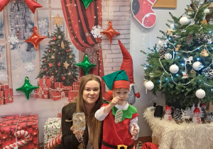„Choinka Krasnoludków..." - Uroczystość Choinkowa w grupie IX