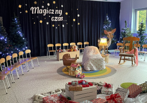 „Gwiazdkowy prezent” – uroczystość bożonarodzeniowa w gr. XII