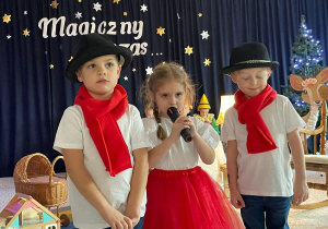 „Gwiazdkowy prezent” – uroczystość bożonarodzeniowa w gr. XII