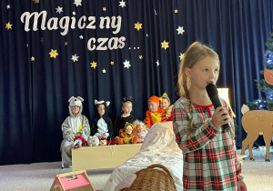 „Gwiazdkowy prezent” – uroczystość bożonarodzeniowa w gr. XII