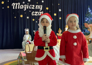 „Gwiazdkowy prezent” – uroczystość bożonarodzeniowa w gr. XII