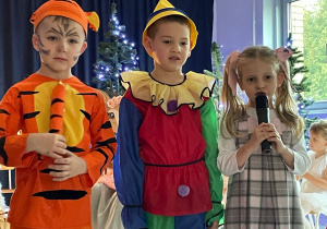 „Gwiazdkowy prezent” – uroczystość bożonarodzeniowa w gr. XII