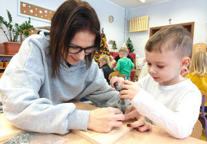 "Serduszko dla Babć i Dziadków"- warsztaty z rodzicami w grupie II