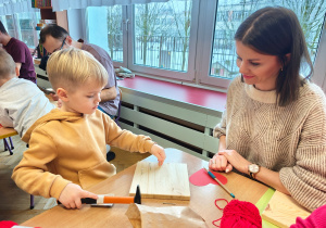 "Serduszko dla Babć i Dziadków"- warsztaty z rodzicami w grupie II