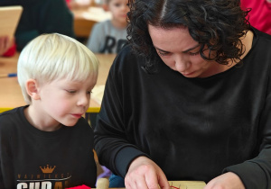 "Serduszko dla Babć i Dziadków"- warsztaty z rodzicami w grupie II