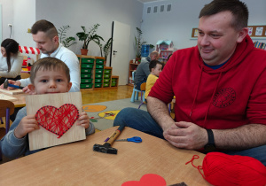 "Serduszko dla Babć i Dziadków"- warsztaty z rodzicami w grupie II