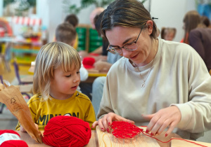 "Serduszko dla Babć i Dziadków"- warsztaty z rodzicami w grupie II