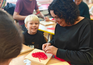 "Serduszko dla Babć i Dziadków"- warsztaty z rodzicami w grupie II