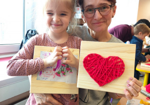 "Serduszko dla Babć i Dziadków"- warsztaty z rodzicami w grupie II