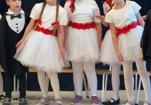 „Wzruszające Spotkanie Pokoleń: Dzień Babci i Dziadka w Grupie IV”