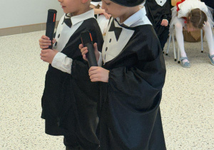 „Wzruszające Spotkanie Pokoleń: Dzień Babci i Dziadka w Grupie IV”