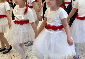 „Wzruszające Spotkanie Pokoleń: Dzień Babci i Dziadka w Grupie IV”