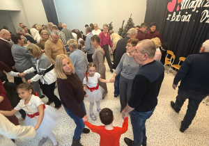 „Wzruszające Spotkanie Pokoleń: Dzień Babci i Dziadka w Grupie IV”