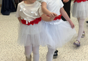 „Wzruszające Spotkanie Pokoleń: Dzień Babci i Dziadka w Grupie IV”