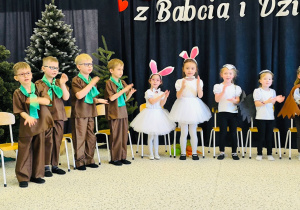 "Bo najlepszych dziadków mamy my...!!!" Dzień Babci i Dziadka w gr. XI