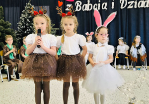 "Bo najlepszych dziadków mamy my...!!!" Dzień Babci i Dziadka w gr. XI