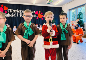 "Bo najlepszych dziadków mamy my...!!!" Dzień Babci i Dziadka w gr. XI