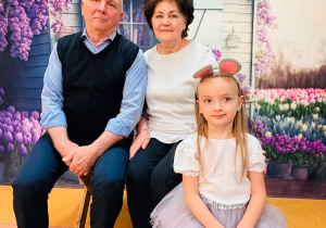 "Bo najlepszych dziadków mamy my...!!!" Dzień Babci i Dziadka w gr. XI