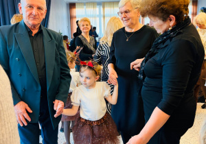 "Bo najlepszych dziadków mamy my...!!!" Dzień Babci i Dziadka w gr. XI