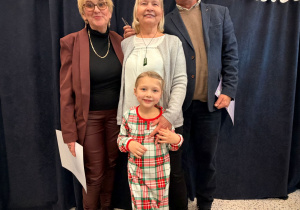 „Magiczny czas z Babcią i Dziadkiem” w grupie XII