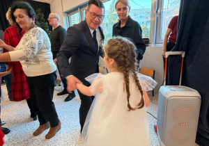 „Magiczny czas z Babcią i Dziadkiem” w grupie XII