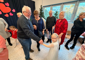 „Magiczny czas z Babcią i Dziadkiem” w grupie XII