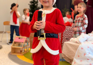 „Magiczny czas z Babcią i Dziadkiem” w grupie XII