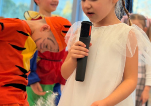 „Magiczny czas z Babcią i Dziadkiem” w grupie XII