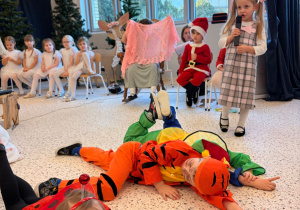 „Magiczny czas z Babcią i Dziadkiem” w grupie XII